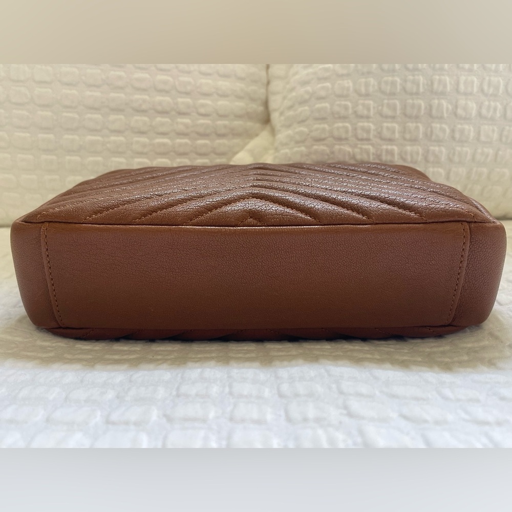 Yves Saint Laurent Medium College in Brick - Picture 8 of 15